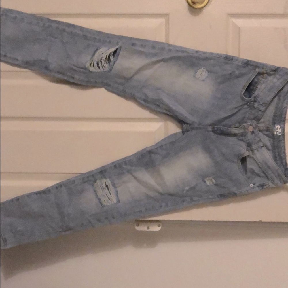 Ripped jeans